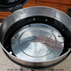 Anneau De Diffusion Napoleon Pour Fumage Au Barbecue à Charbon Ø 57 Cm -Barbecue Étagères Magasin photo de patrice m. client raviday barbecue.com 2 1